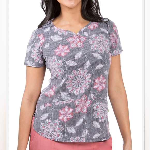 Women's Premiere Healing Hands Floral Short Sleeve Scrub Top 2X - Picture 1 of 6